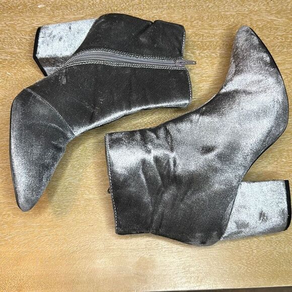 Steve Madden Stable Velvet Booties - Picture 8 of 9